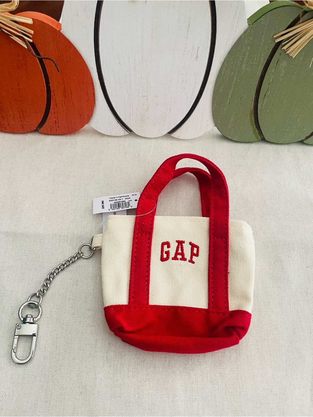 🍁GAP Mini Tote Red and Cream bag charm